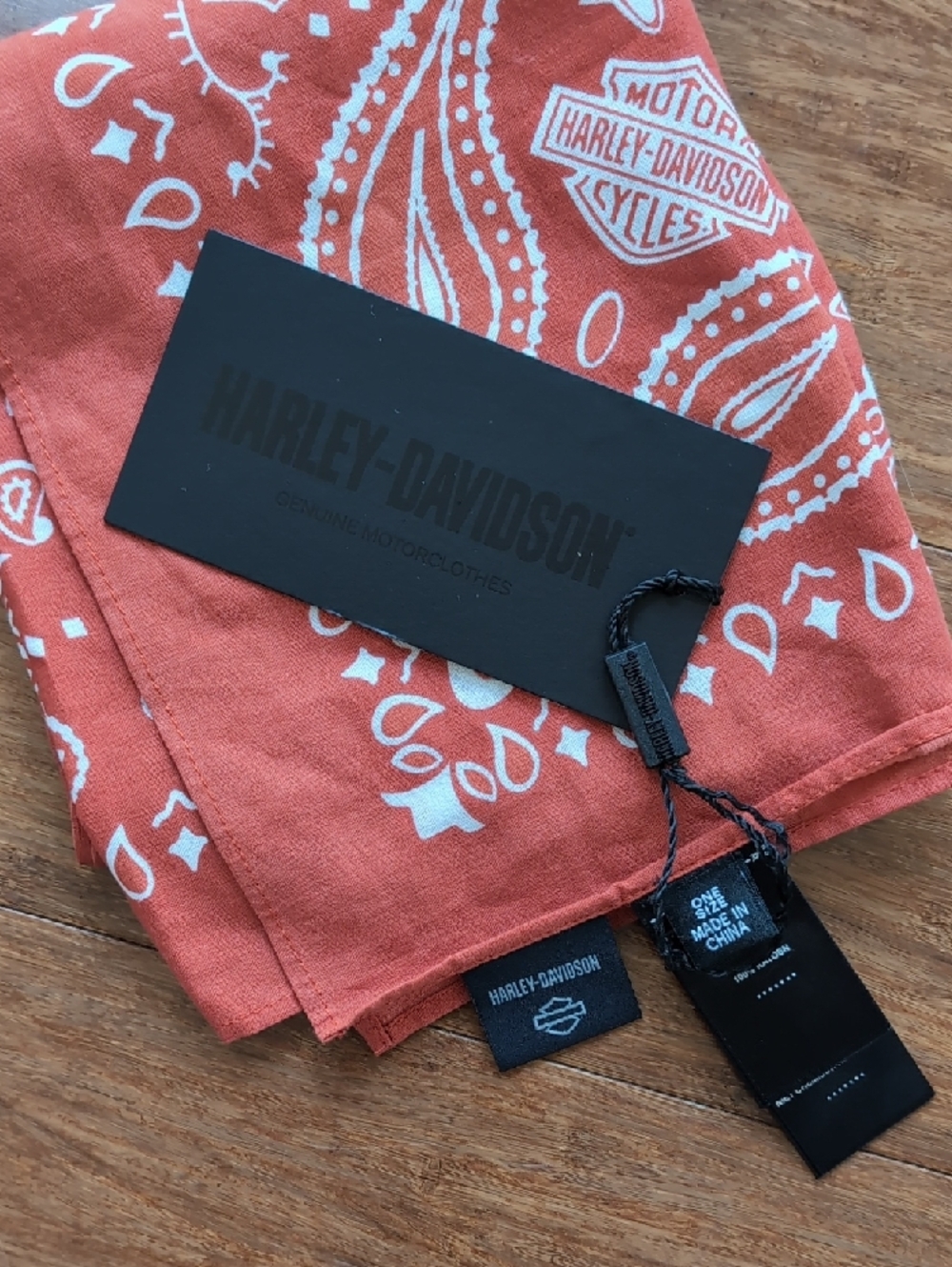 Bundle Of Harley-Davidson Bar & Shield Beach Tote Bag, Handkerchief & Sticker - Picture 9 of 13